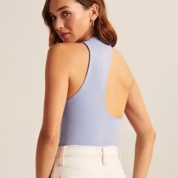 A&F Double-Layered Seamless Fabric Open Back Bodysuit - Picture 2 of 3